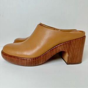 Vince Navina Camel Leather Clog Mules 9.5